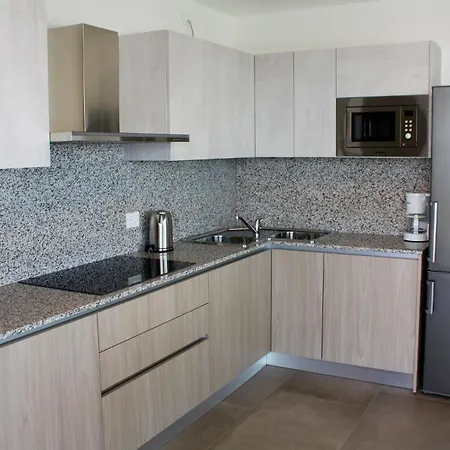 Bright Flat In Piazza Fontana